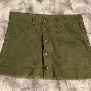 ARMY GREEN SKIRT